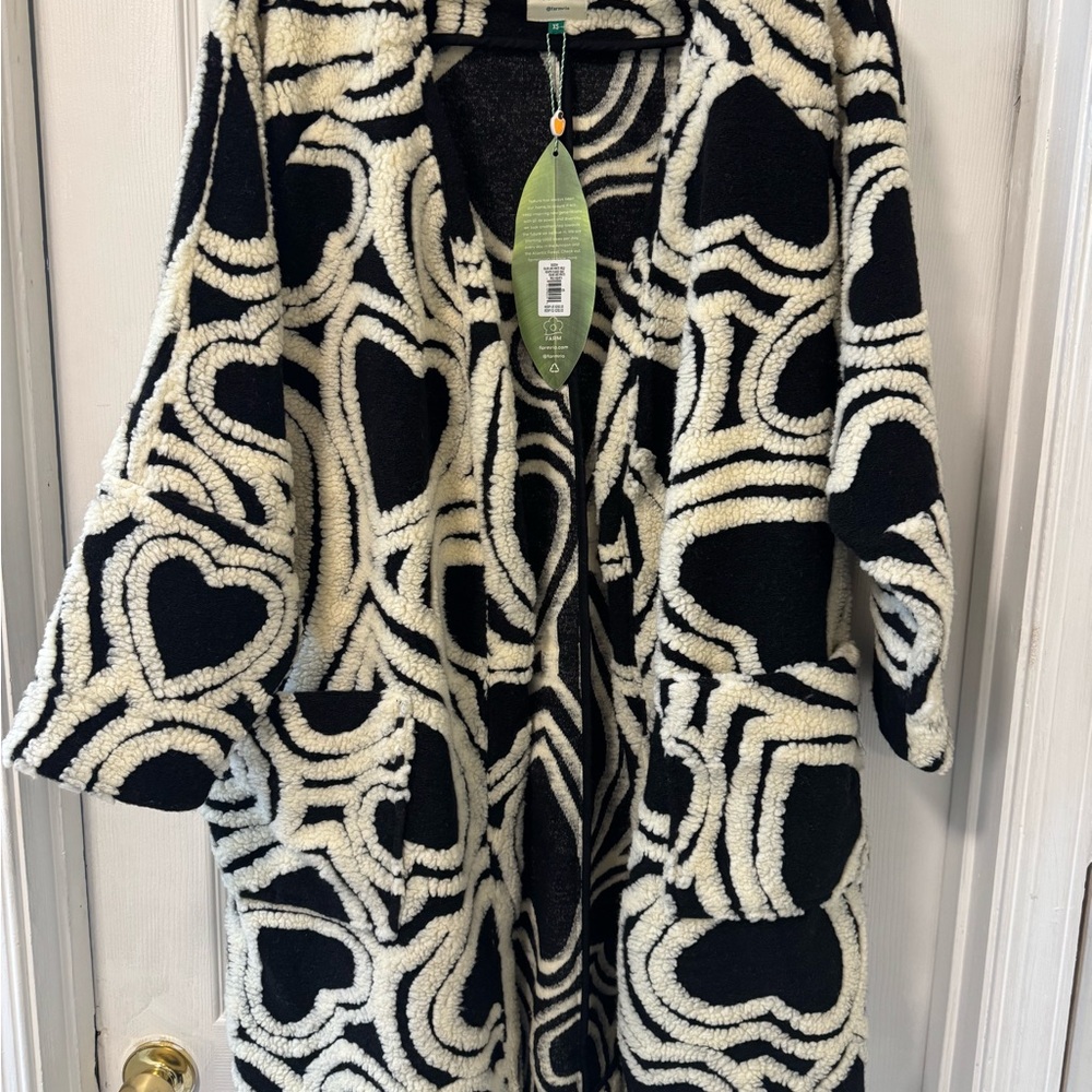 FARM Rio Black and Cream Heart Cardigan